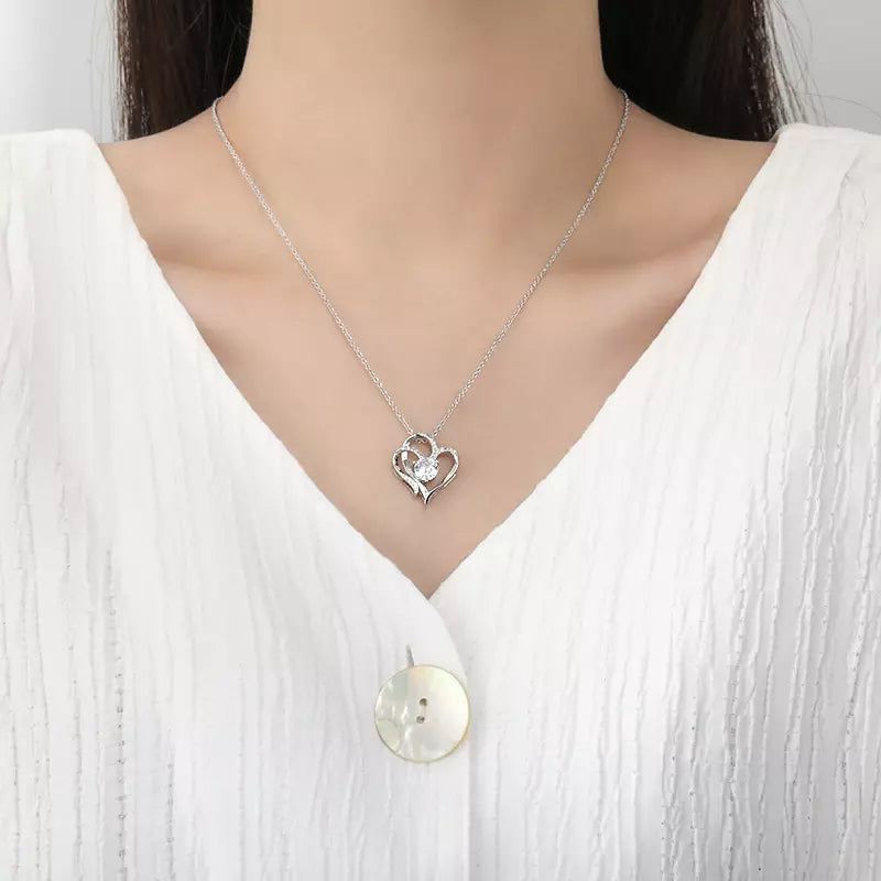 COLLANA - LOVELY + COFANETTO CON ROSE E BIGLIETTO DEDICA IN REGALO!